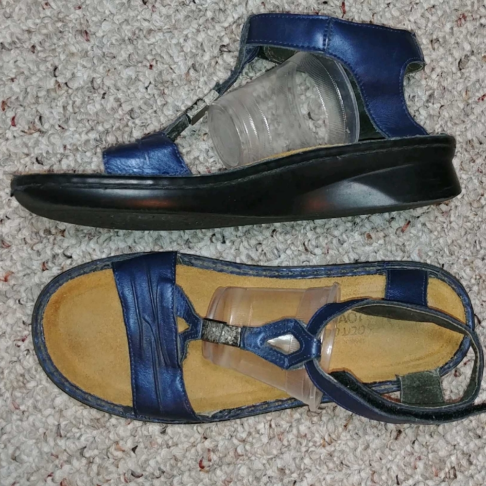 Naot Cymbal T-strap sandals